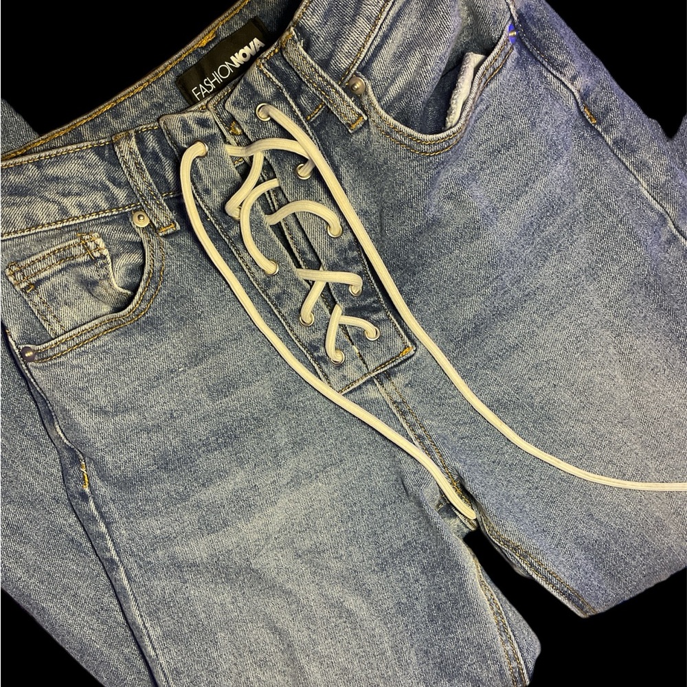 💙Fashionnova Lace Up Straight Leg Jeans💙